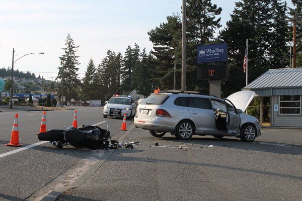 Langley man taken to hospital after motorcycle crash | South Whidbey Record