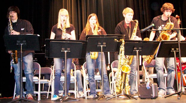 Two South Whidbey High School Jazz Ensemble members took home awards at the Bellevue College Jazz Festival.