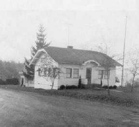 This photo shows the library in 1953 in its present location next to the current City Hall.