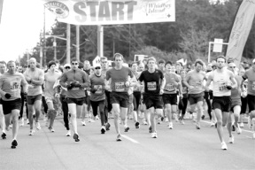 Runners set out for Coupeville in the Whidbey Island half-marathon race