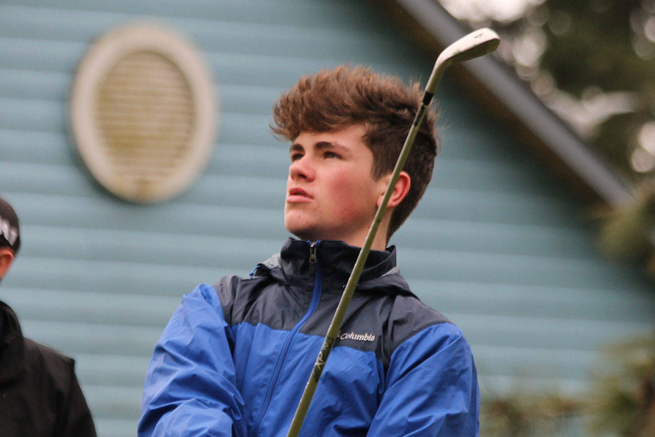 South Whidbey ices Eagles / Boys golf