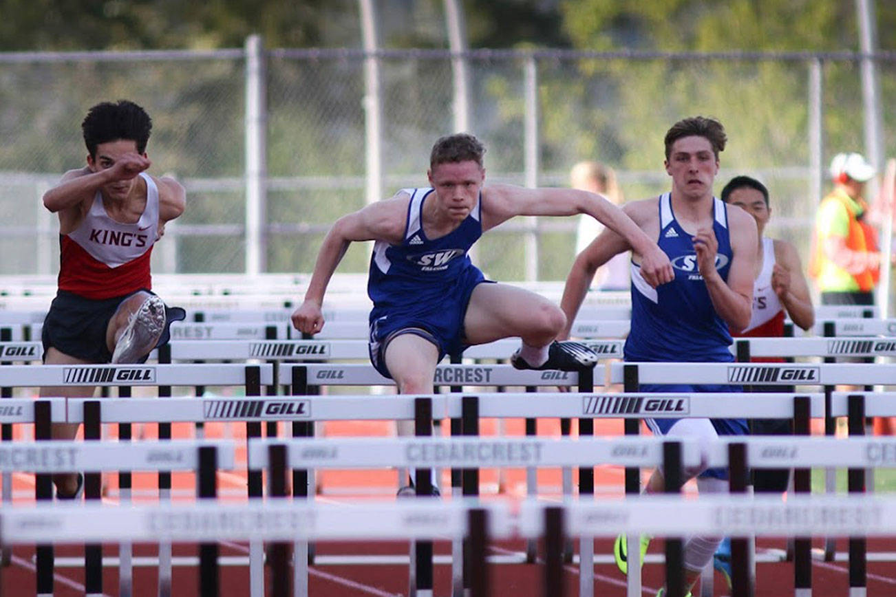 Falcons place 2nd in league meet / Track