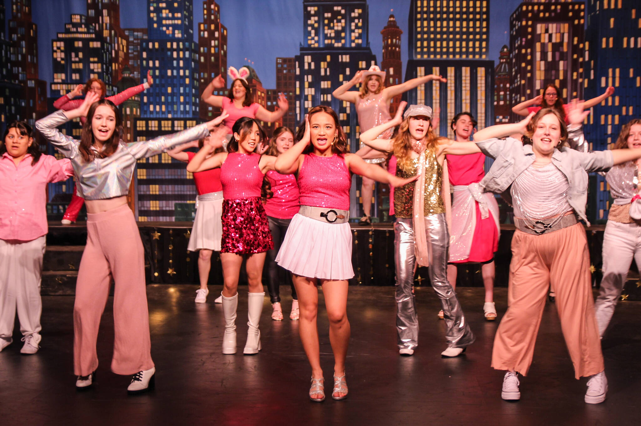 Photo by Luisa Loi
Oak Harbor High School students sing and dance in full Barbieland glamour to the notes of “Dance the Night” from the 2023 movie “Barbie.”