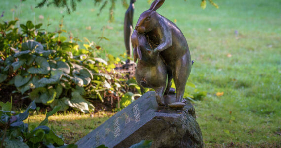 Photo by David Welton
This sculpture of dancing bunnies decorates a grave.