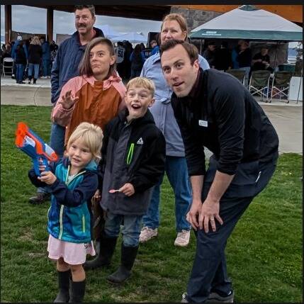 Stucky mingles with citizens of all ages (photo: North Whidbey Pool Park & Recreation social media)